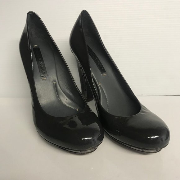 BCBG Maxazria gray patent leather platform heels - Picture 1 of 8
